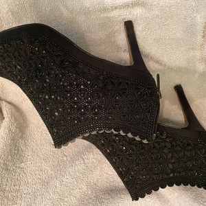 J.Renee Heels